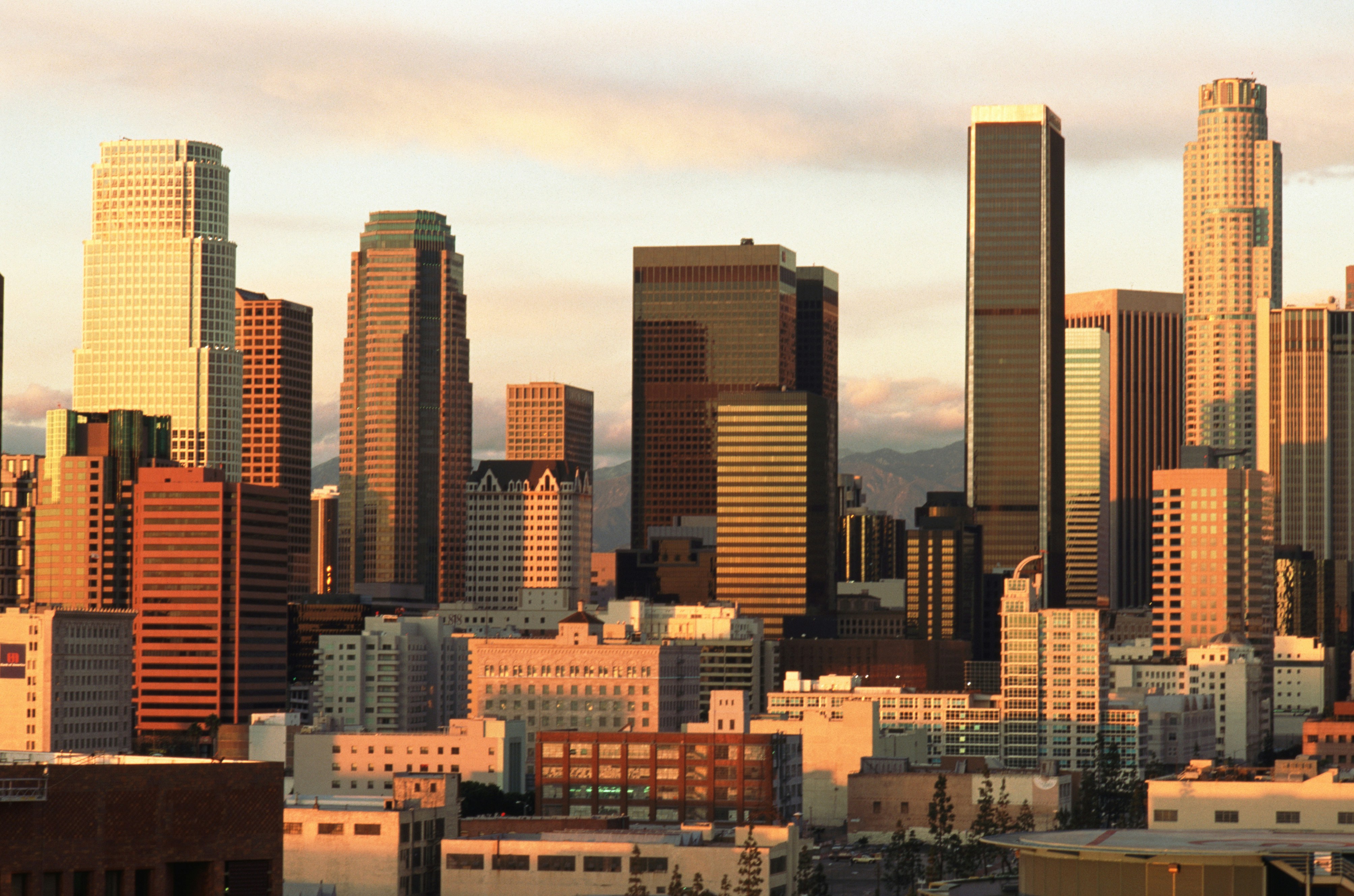 Denver, CO skyline — local weather forecast and conditions